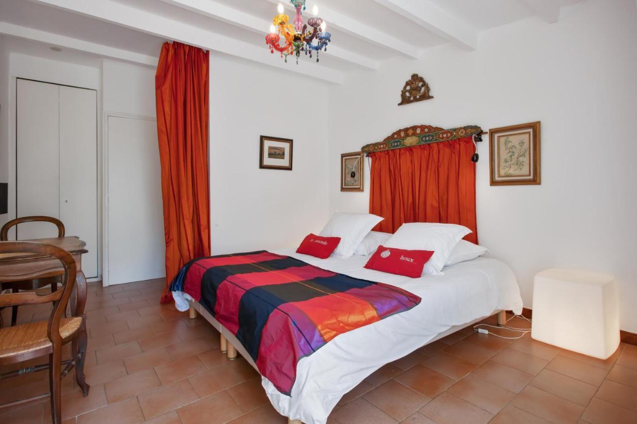 Chambre D'Hotes La Cascade Courmes Esterno foto